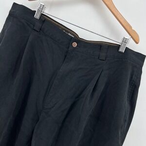 Tommy Bahama Relax Men's Black Silk Shorts Pleated Casual Luxury Cruise Size 38‎